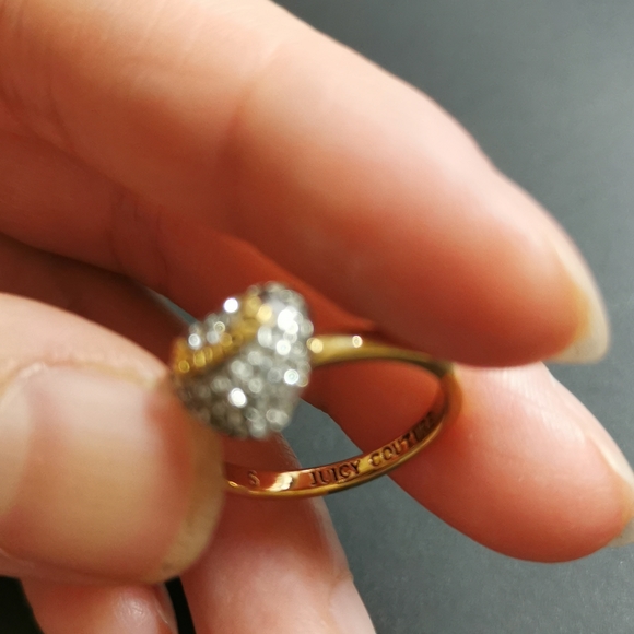 Juicy Couture Ring - Picture 3 of 3